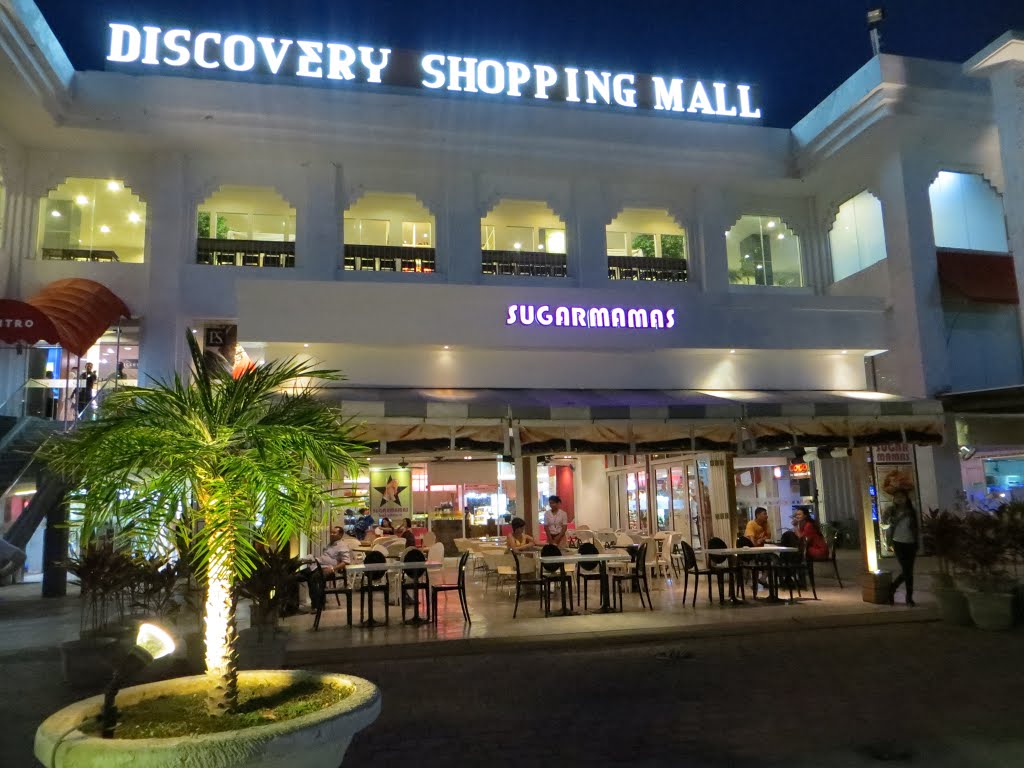 Discovery Shopping Mall Entrance